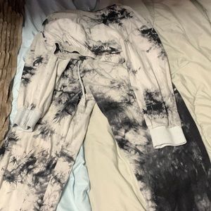 SHEIN/ shirt an sweats set